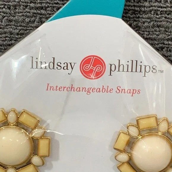 Lindsay Phillips Interchangeable Shoe Snaps One Size Geri Decorative Bling Charm - Picture 3 of 9